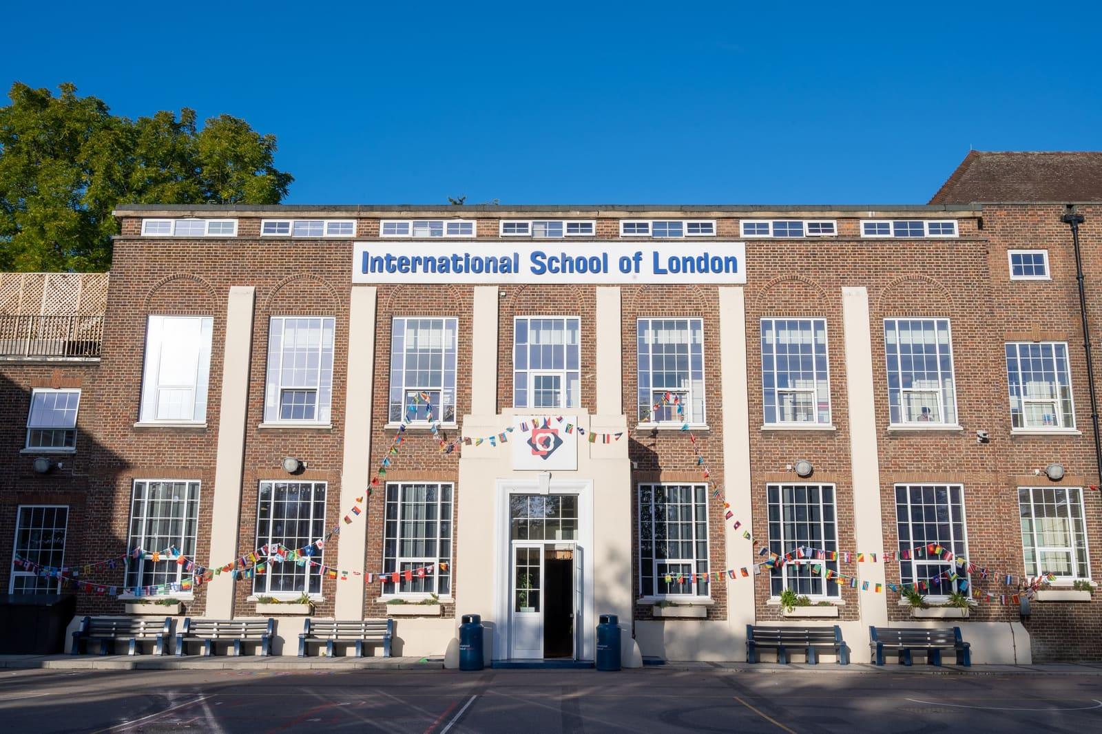 The London Mechina — boarding school campus